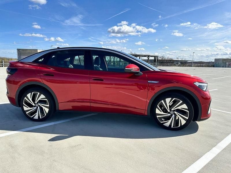 Gebraucht VW ID.5 Pro Performance 150 kW (204 PS) 2023 Rot SUV