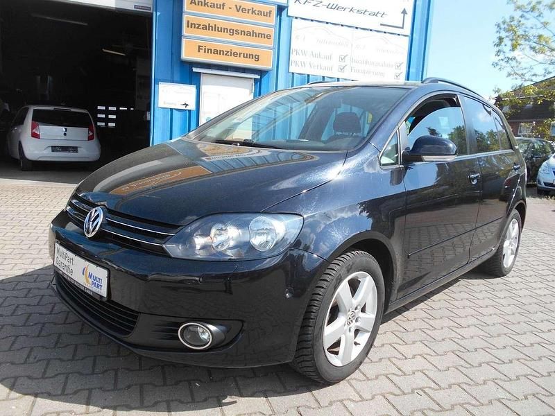 Deep black perleffekt Gebraucht 2011 VW Golf Plus Cross Team Van / Kleinbus | 4.999 € (Superpreis) - Bild 1/4