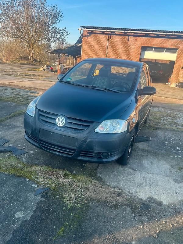 Schwarz Gebraucht 2006 VW Fox Kleinwagen | 2.100 € (Fairer Preis) - Bild 1/4