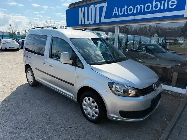 Gebraucht VW Caddy 102 PS (75 kW) 2012 Reflexsilber Van / Kleinbus