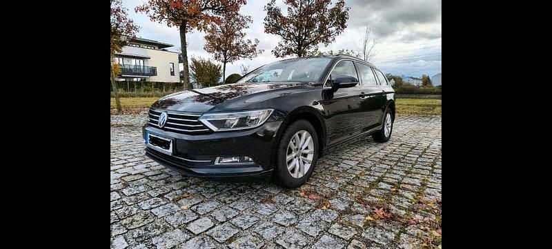 Schwarz Gebraucht 2016 VW Passat Kombi | 8.900 € (Superpreis) - Bild 1/4