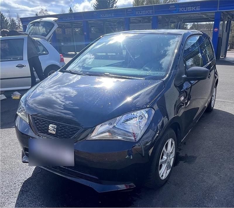 Gebraucht Seat Mii I-Tech 60 PS (44 kW) 2014 Schwarz Kleinwagen