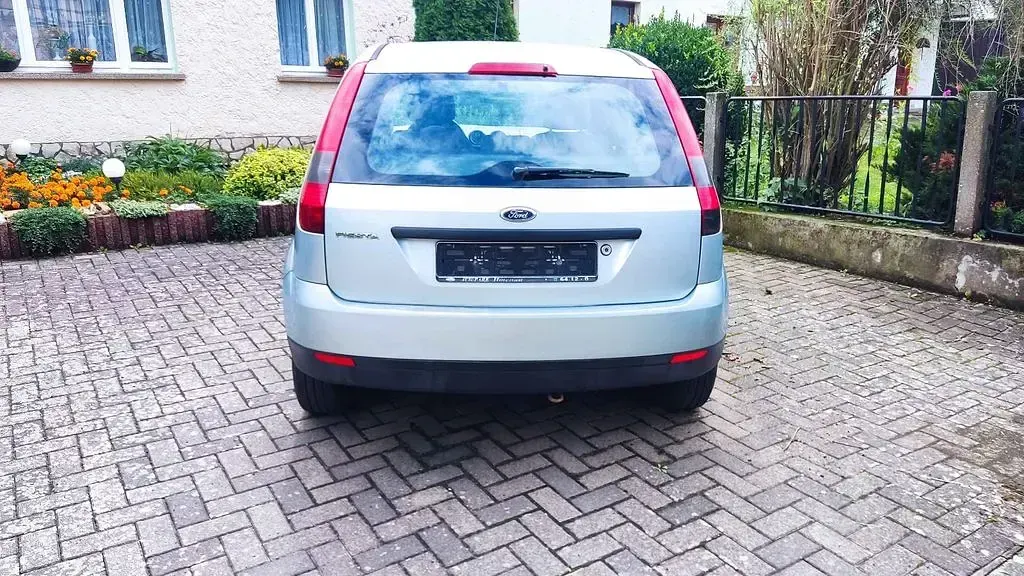 Gebraucht Ford Fiesta 60 PS (44 kW) 2003 Grün Kleinwagen