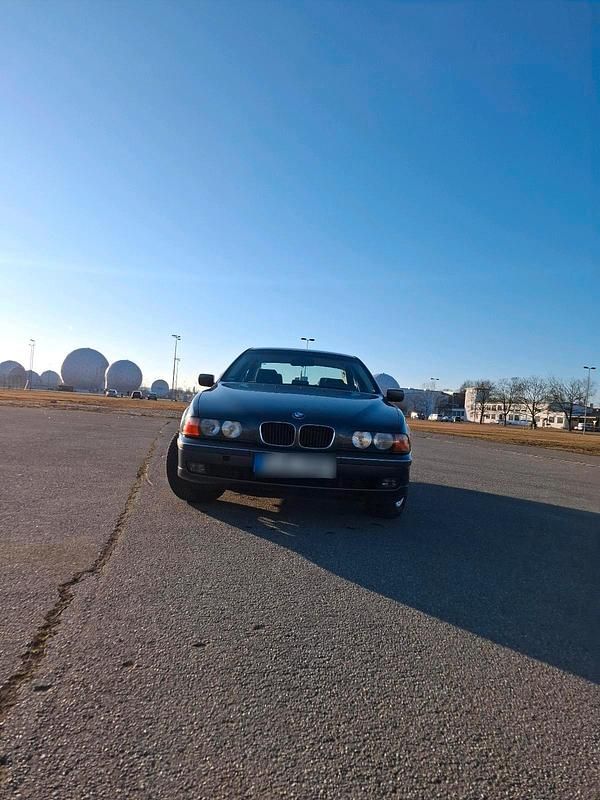 Gebraucht BMW 523 170 PS (125 kW) 1998 Grau Limousine