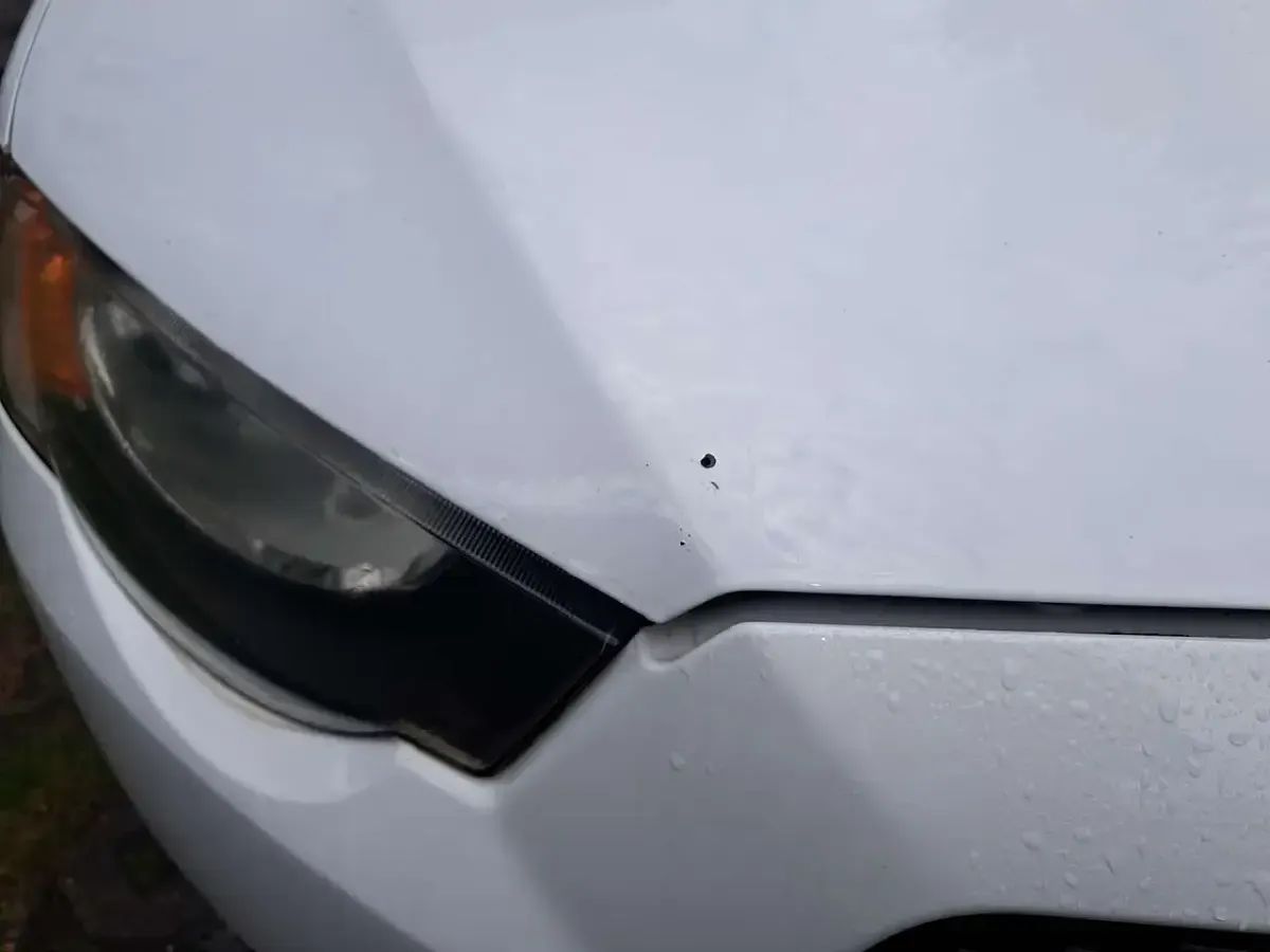 Gebraucht Mitsubishi Colt Edition 75 PS (55 kW) 2011 Weiß Kleinwagen