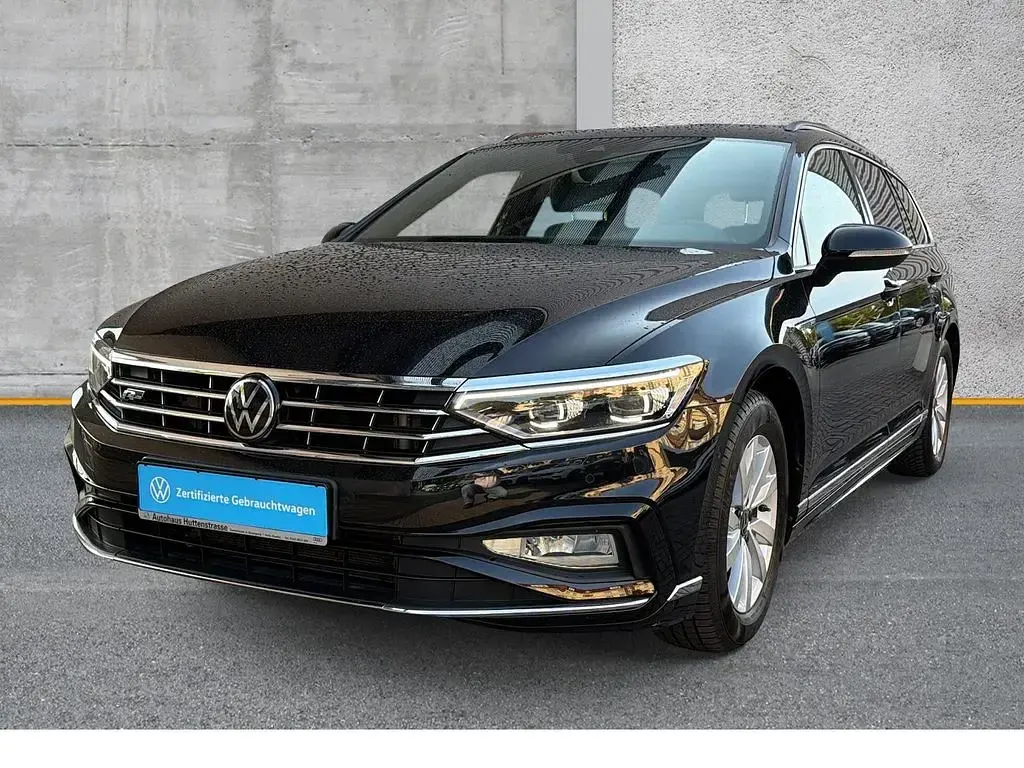 Gebraucht VW Passat R-line 200 PS (147 kW) 2022 Schwarz Kombi