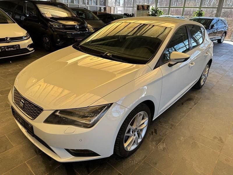 Gebraucht Seat Leon 140 PS (102 kW) 2015 Weiß Limousine