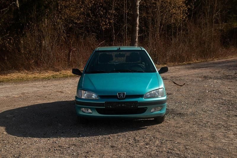 Gebraucht Peugeot 106 54 PS (39 kW) 1997 Blau Kleinwagen