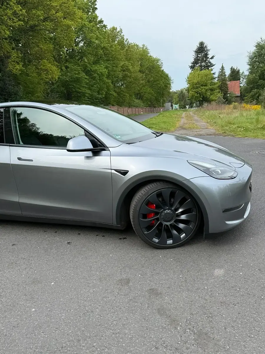 Occasion Tesla Model Y Performance 393 kW (535 ch) 2023 Argent SUV