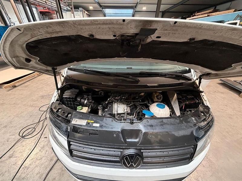 Gebraucht VW Transporter 200 PS (147 kW) 2019 Weiß Van