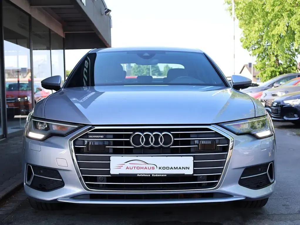 Gebraucht Audi A6 Sport 204 PS (150 kW) 2023 Silber Limousine