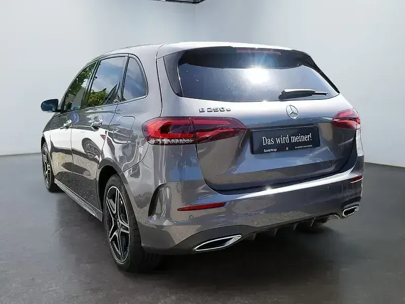 Gebraucht Mercedes B250e AMG 218 PS (160 kW) 2022 Andere Kleinwagen