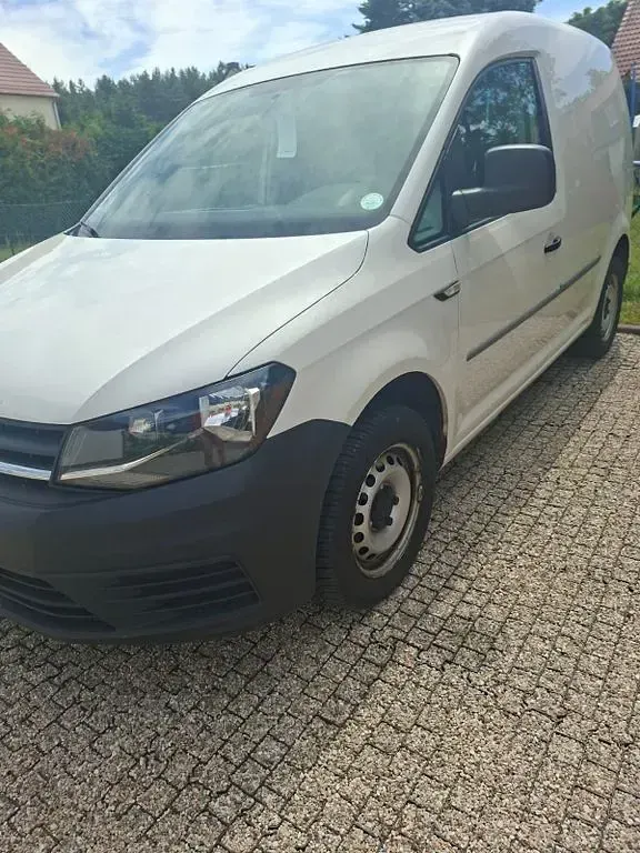 Gebraucht VW Caddy Beach 75 PS (55 kW) 2018 Weiß Van / Kleinbus