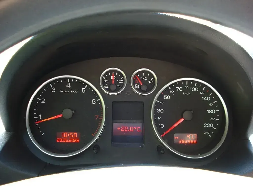 Gebraucht Audi A2 Performance 110 PS (80 kW) 2002 Schwarz Kleinwagen
