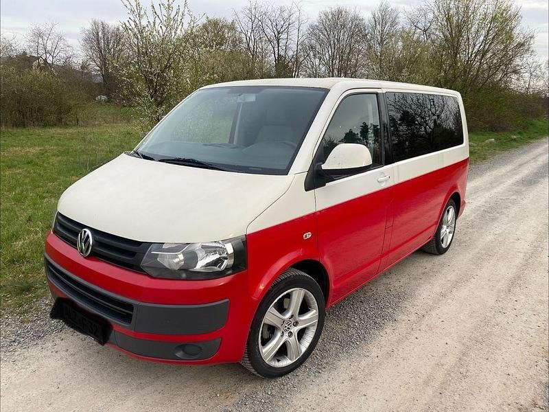 Gebraucht VW Transporter 102 PS (75 kW) 2013 Rot Van