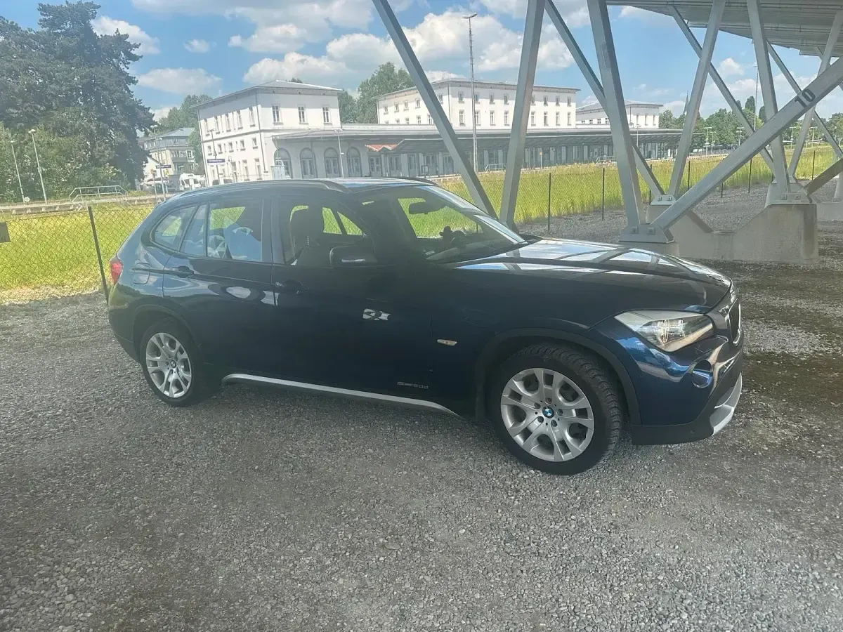 Usado BMW X1 176 CV (129 kW) 2010 Azul SUV