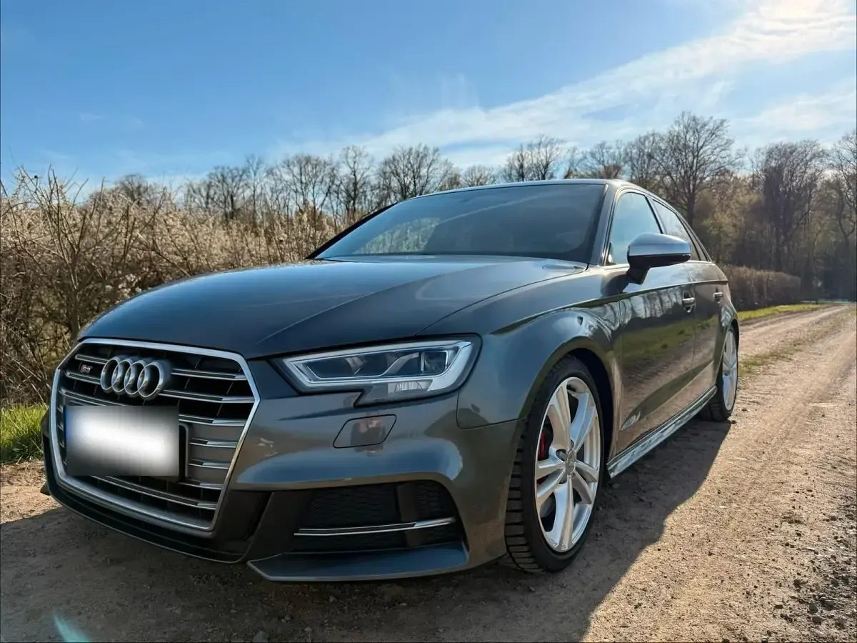 Gebraucht Audi S3 310 PS (228 kW) 2018 Grau Limousine