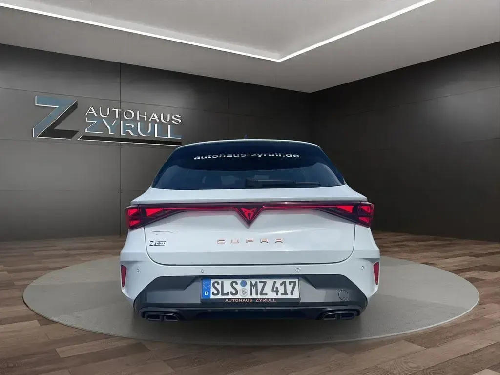 Gebraucht Cupra Leon 150 PS (110 kW) 2025 Weiß Limousine