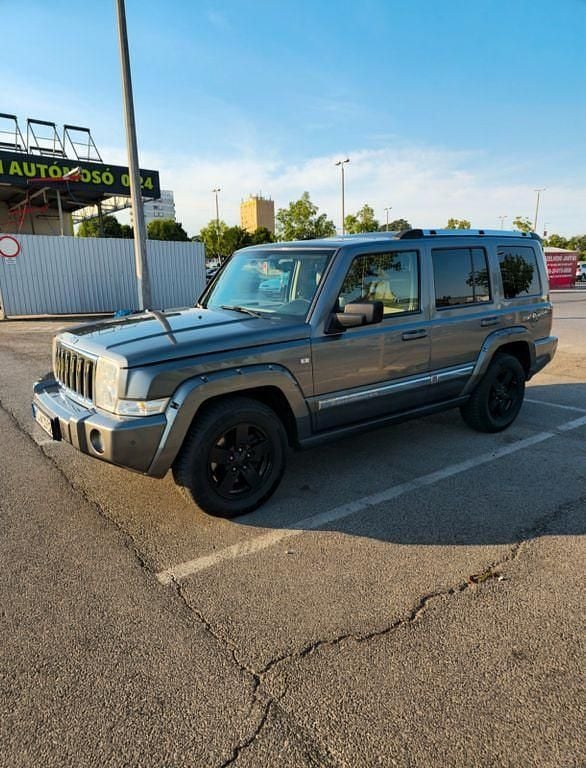 Schwarz Gebraucht 2007 Jeep Commander Limited SUV | 8.200 € - Bild 1/4