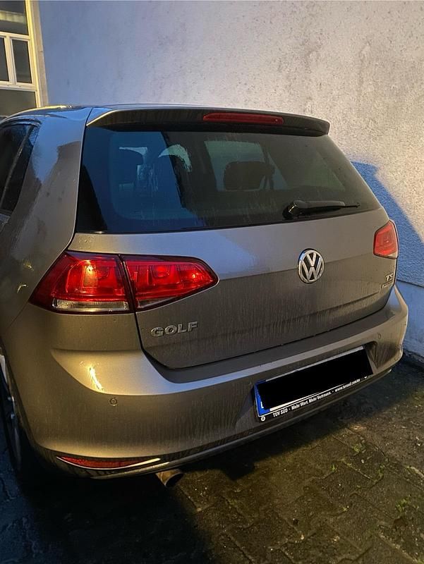 Gebraucht VW Golf VII 102 PS (75 kW) 2013 Grau Kleinwagen