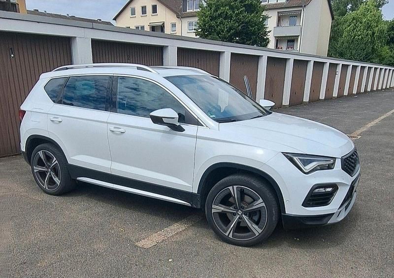 Weiß Gebraucht 2021 Seat Ateca 4Drive SUV | 26.000 € (Guter Preis) - Bild 1/4