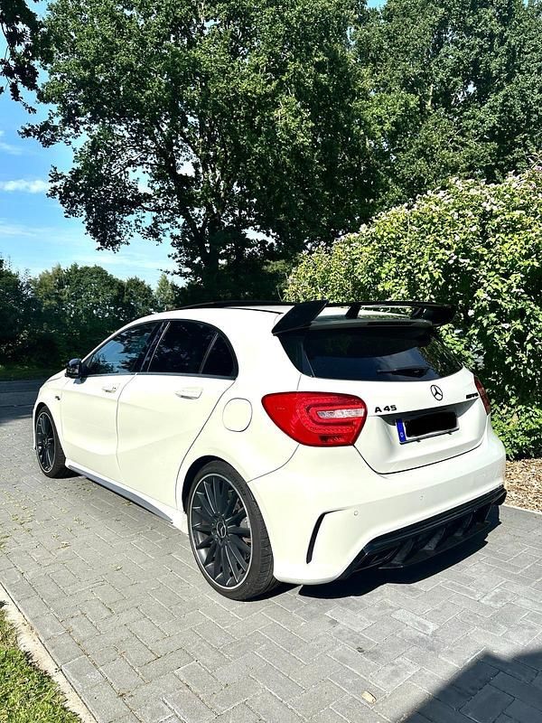 Gebraucht Mercedes A45 AMG AMG 360 PS (264 kW) 2015 Weiß Kleinwagen