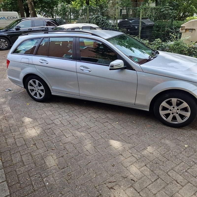 Silber Gebraucht 2013 Mercedes C220 Kombi | 7.200 € (Fairer Preis) - Bild 1/4