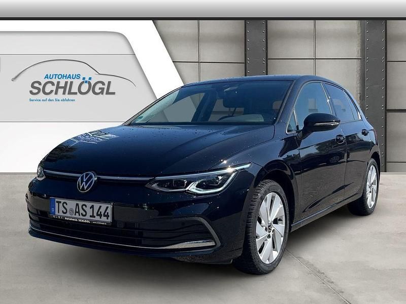 Gebraucht VW Golf VIII Move 116 PS (85 kW) 2023 Deep black perleffekt Limousine