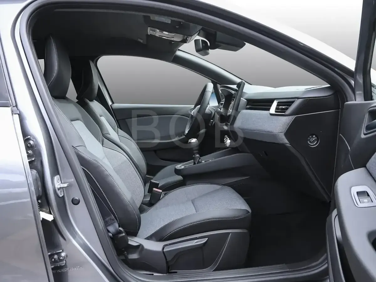 Neu Renault Clio 91 PS (66 kW) 2026 Grau Kleinwagen
