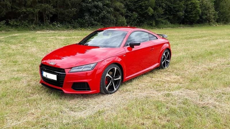 Gebraucht Audi TT Competition 230 PS (169 kW) 2017 Rot Coupé