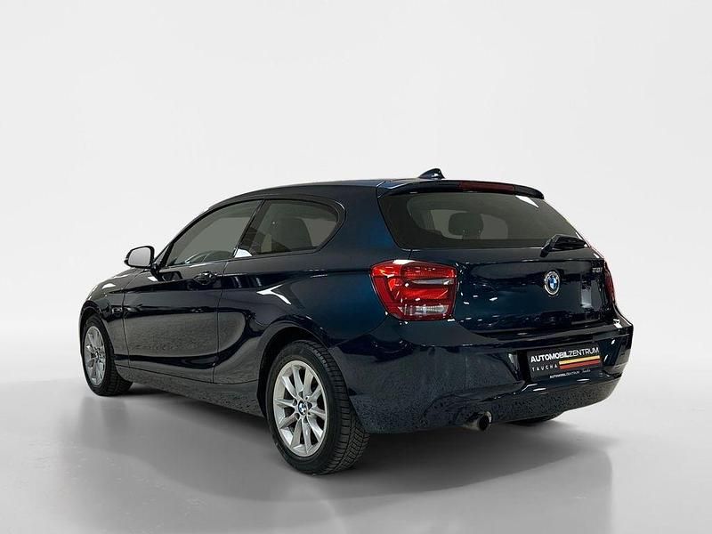 Gebraucht BMW 118 Sport Line 170 PS (125 kW) 2014 Blau Kleinwagen