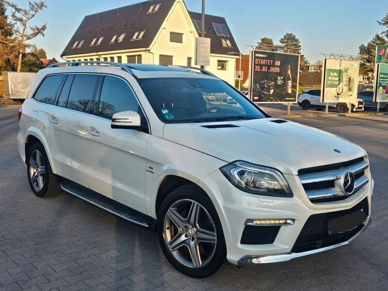 Weiß Gebraucht 2013 Mercedes GL500 AMG line SUV | 15.500 € - Bild 1/4