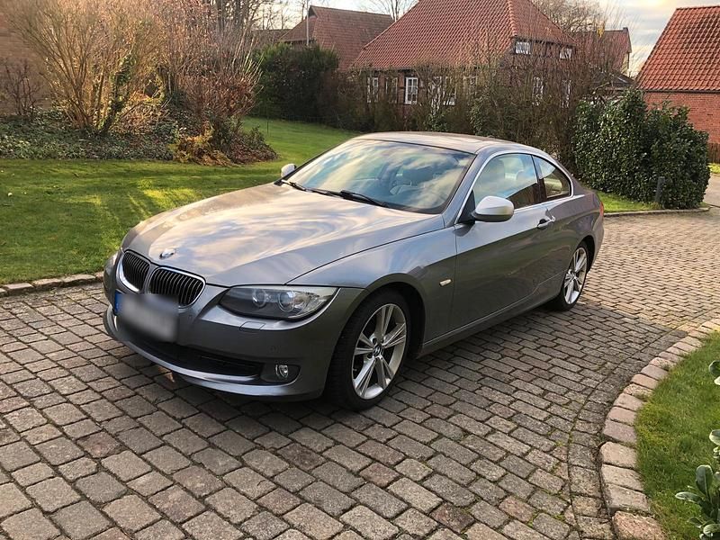 Andere farben Gebraucht 2011 BMW 325 M Sport Coupé | 7.500 € (Guter Preis) - Bild 1/4