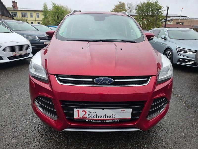 Używany Ford Kuga Titanium 179 KM (131 kW) 2016 Czerwony SUV