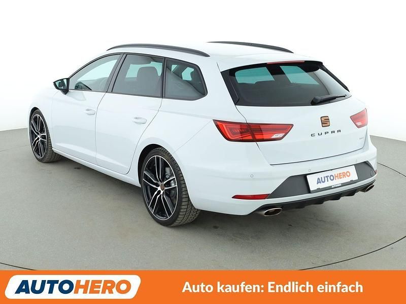 Gebraucht Seat Leon 4Drive 300 PS (220 kW) 2019 Weiß Kombi