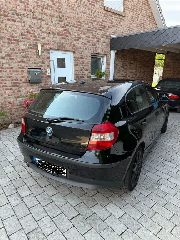 Gebraucht BMW 116 116 PS (85 kW) 2007 Schwarz Kleinwagen