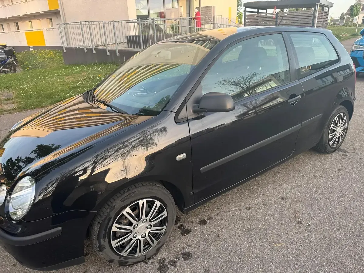 Gebraucht VW Polo 55 PS (40 kW) 2005 Silber Kleinwagen
