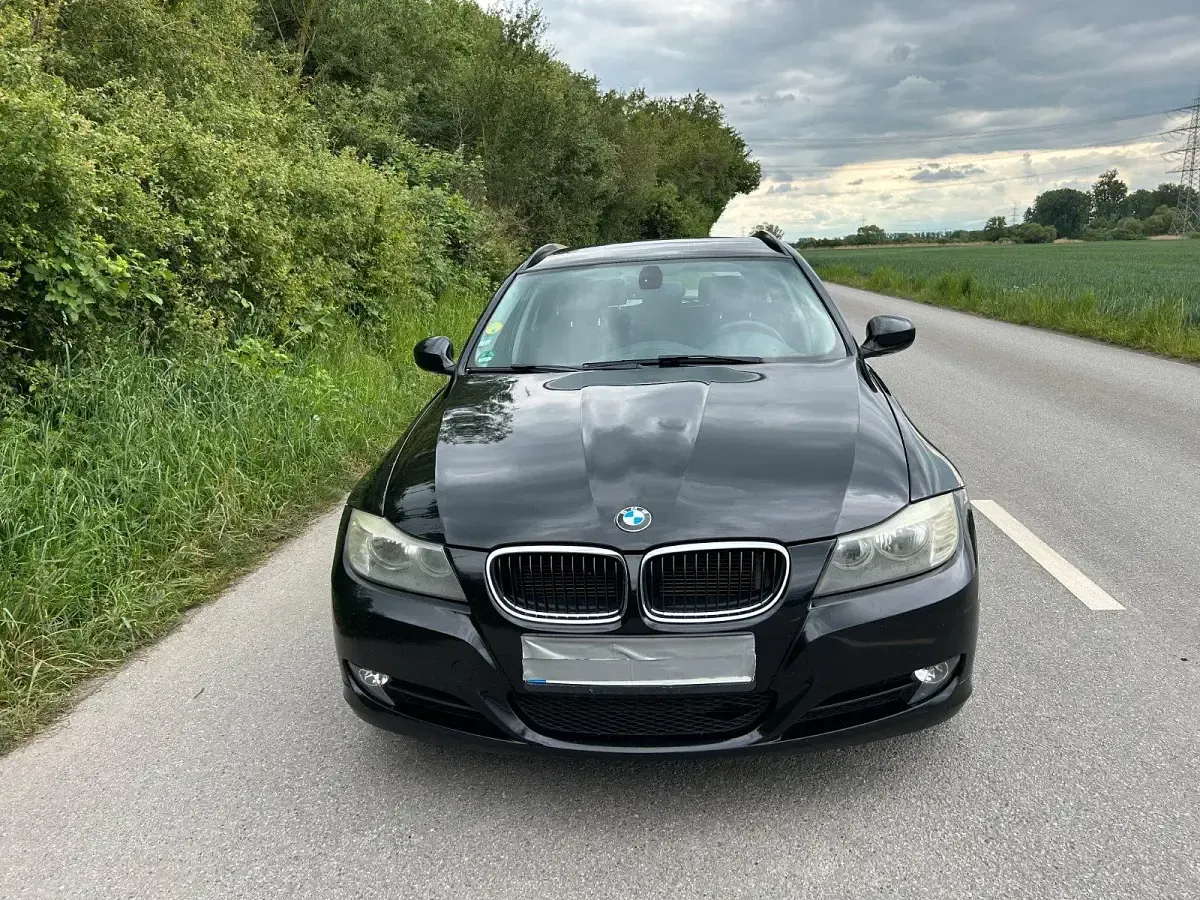 Usata BMW 320 183 CV (134 kW) 2012 Nero Station wagon