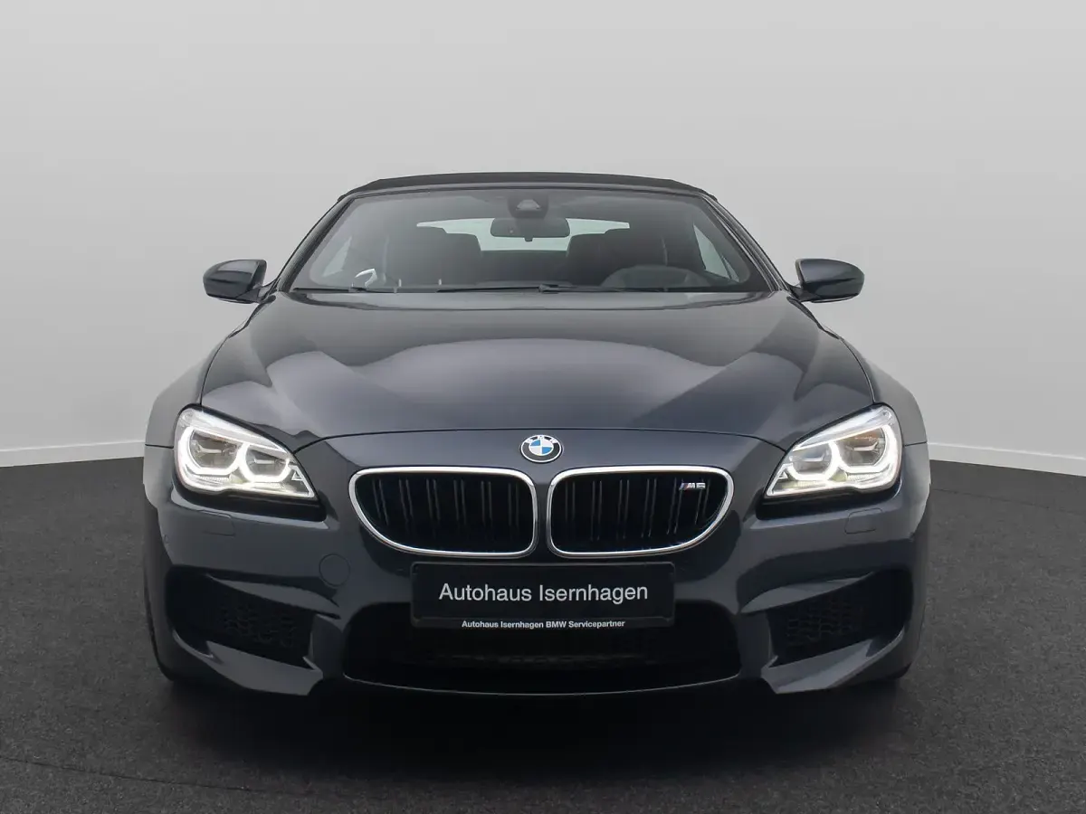 Gebraucht BMW M6 560 PS (411 kW) 2016 Singapurgrau  b41schwarz Cabrio