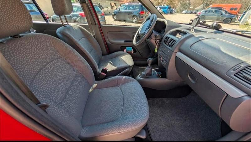 Gebraucht Renault Clio IV 75 PS (55 kW) 2012 Rot Kleinwagen