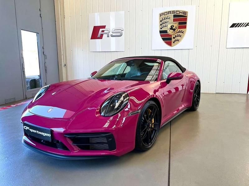 Farbe nach wahl: sternrubin Gebraucht 2021 Porsche 992 Cabrio | 199.900 € - Bild 1/4