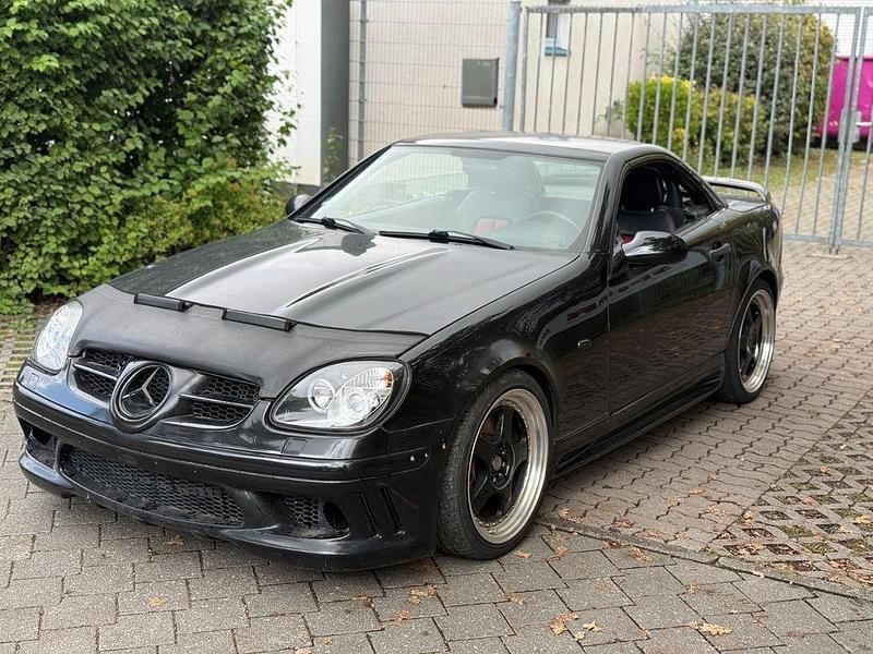 Schwarz Gebraucht 2000 Mercedes SLK230 Cabrio | 2.850 € (Guter Preis) - Bild 1/4