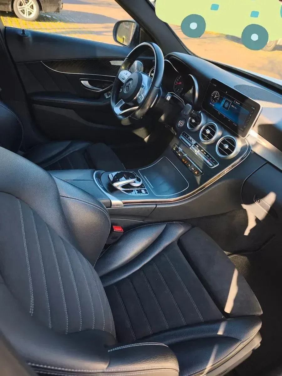 Gebraucht Mercedes C300 AMG 245 PS (180 kW) 2019 Weiß Limousine