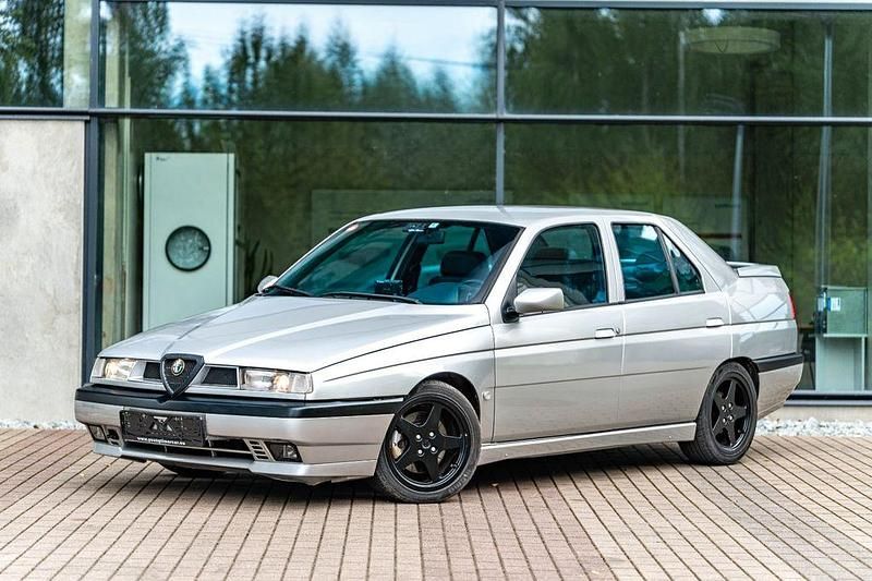 Silber Gebraucht 1996 Alfa Romeo 155 Limousine | 10.900 € - Bild 1/4