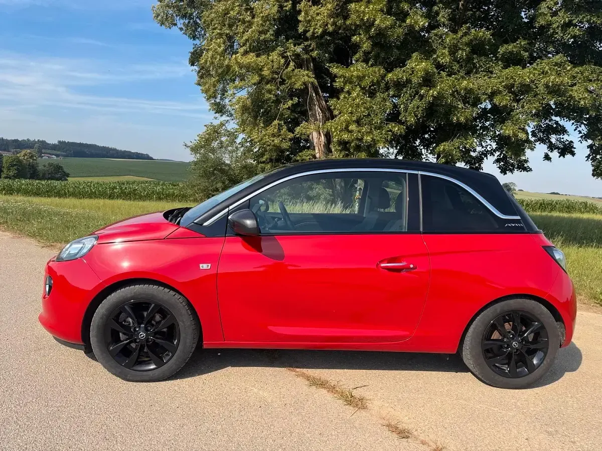 Gebraucht Opel Adam 101 PS (74 kW) 2019 Rot Kleinwagen