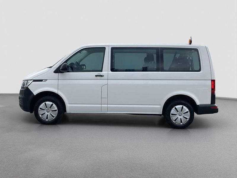 Gebraucht VW T6.1 110 PS (80 kW) 2022 Weiß (candyweiß) Van