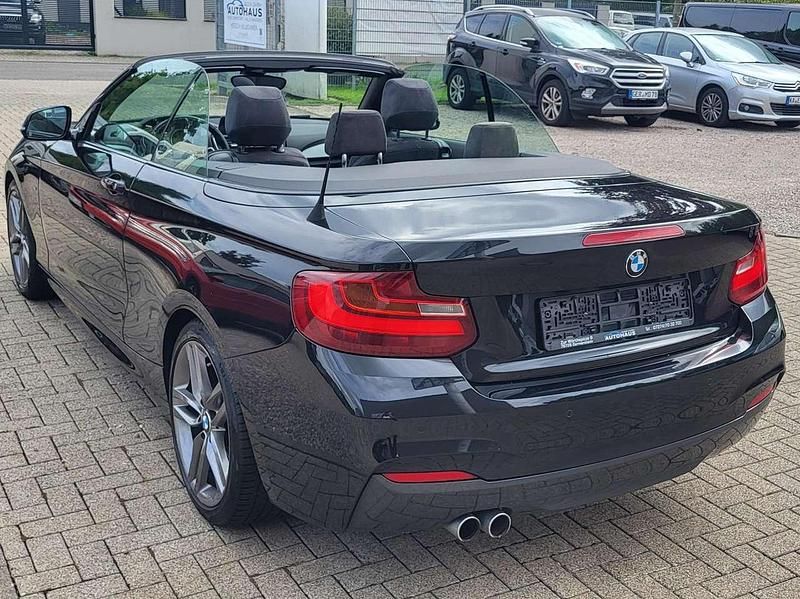 Second-hand BMW 220 190 CP (139 kW) 2015 Negru Cabrio