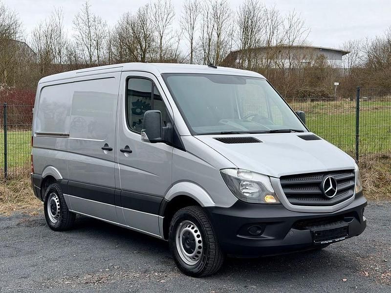 Gebraucht Mercedes Sprinter 143 PS (105 kW) 2018 Silber Van