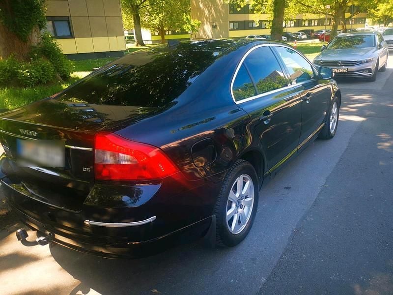 Schwarz Gebraucht 2025 Volvo S80 Summum Limousine | 5.950 € - Bild 1/4
