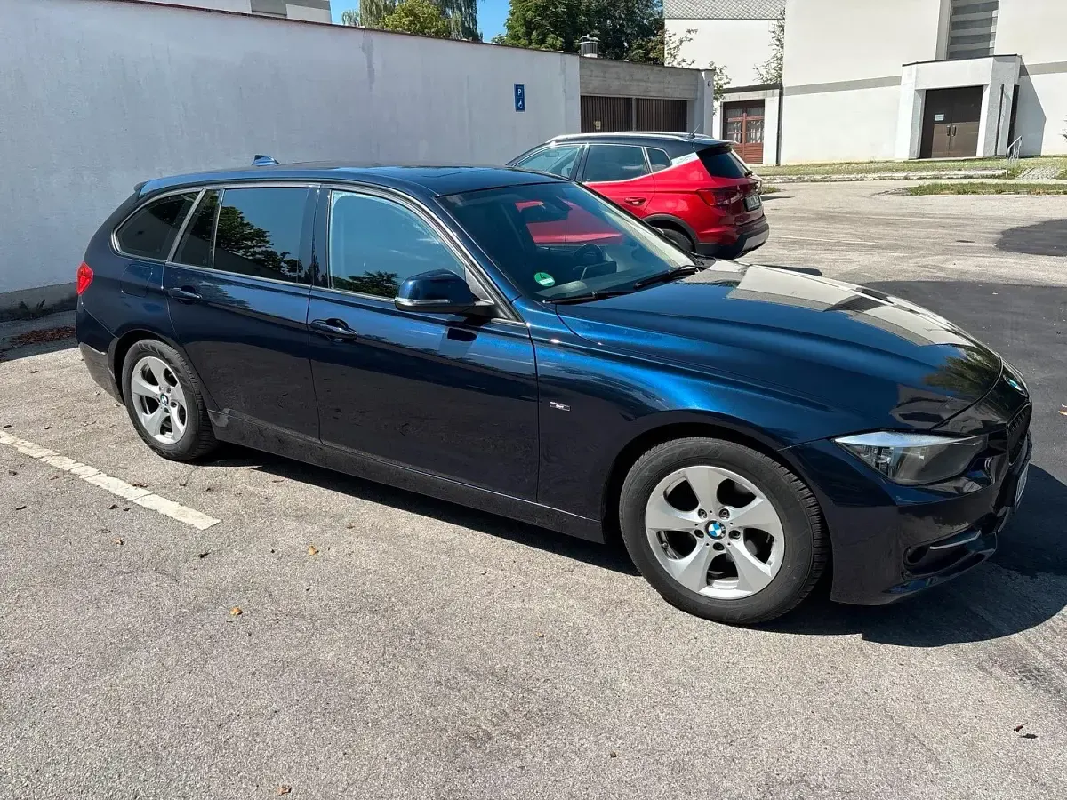 Gebraucht BMW 320 Efficient Dynamics 163 PS (119 kW) 2014 Blau Kombi